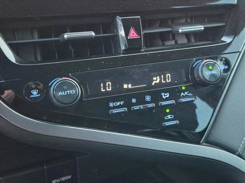 Certified 2022 Toyota Camry SE w/ Convenience Package FWD image 20