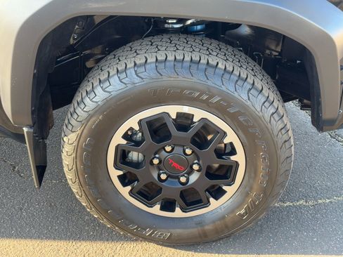 Used 2024 Toyota Tacoma TRD Off-Road image 7