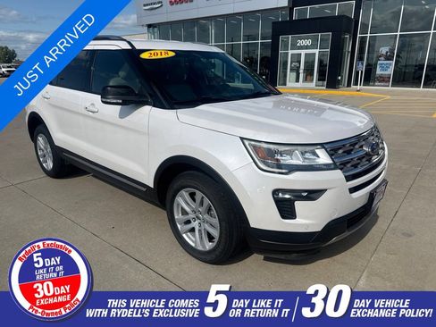 Used 2018 Ford Explorer XLT w/ Equipment Group 202A AWD/4WD image 1