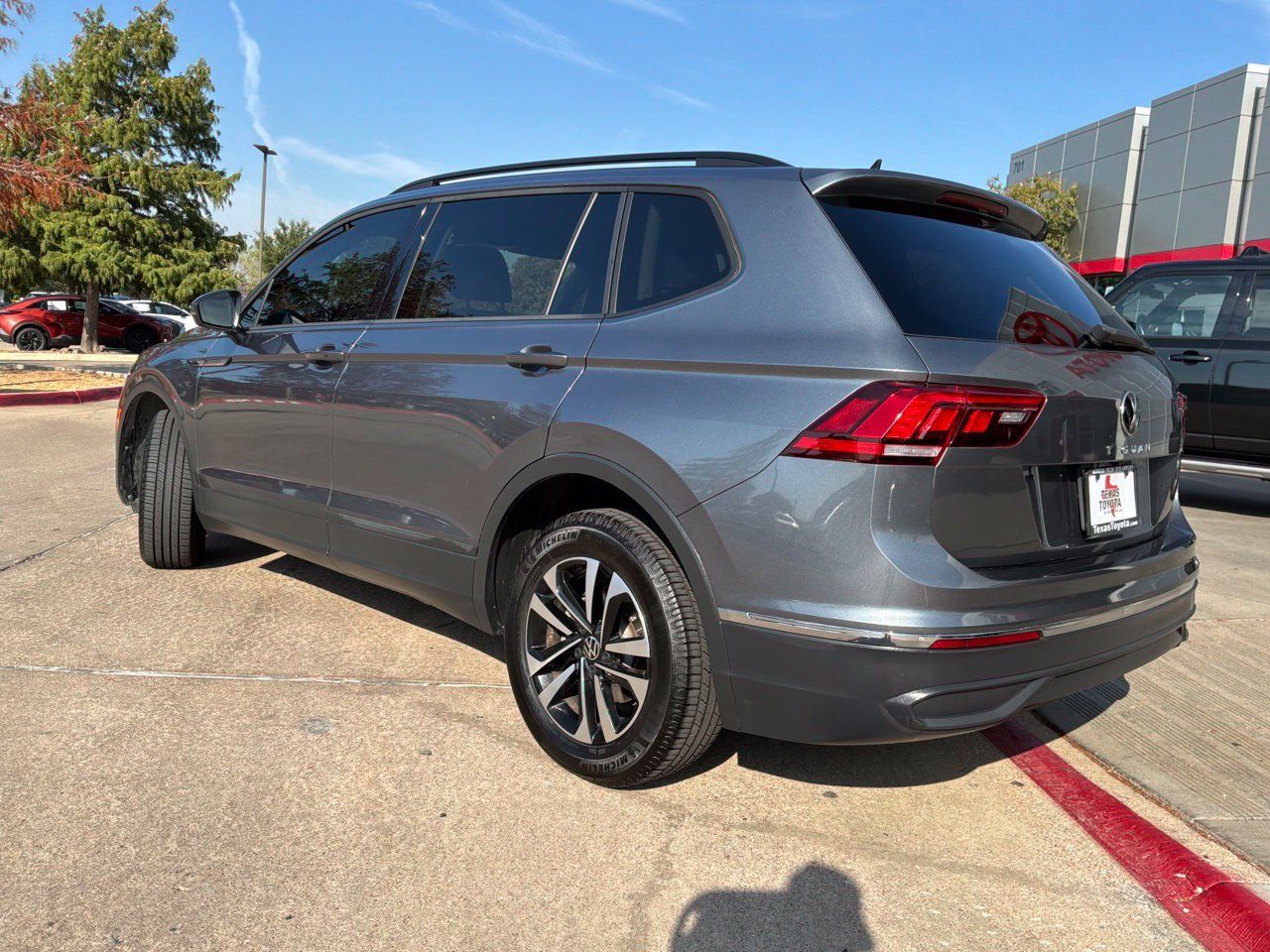 Used 2023 Volkswagen Tiguan S w/ Driver Assistance Package FWD image 8
