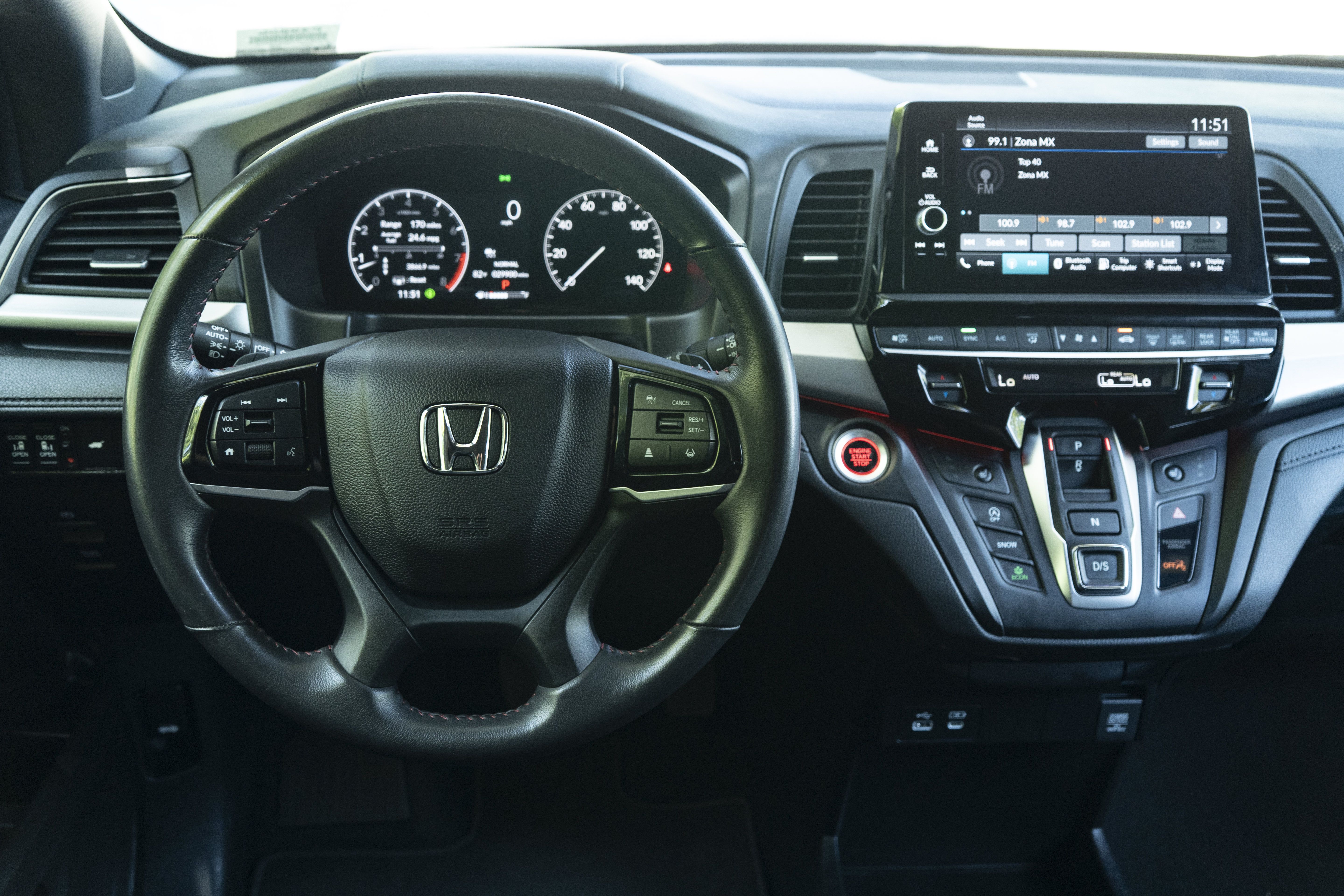 Certified 2025 Honda Odyssey Sport-L image 17