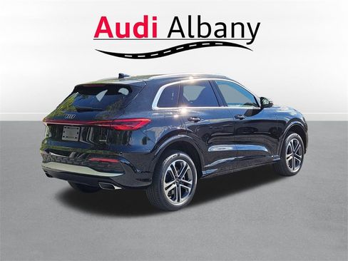 New 2025 Audi Q5 Premium Plus image 4