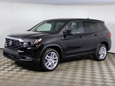 Used 2024 Honda Passport EX-L image 9