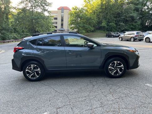 Used 2024 Subaru Crosstrek 2.0i Premium w/ Crosstrek Mirror Package AWD/4WD image 2