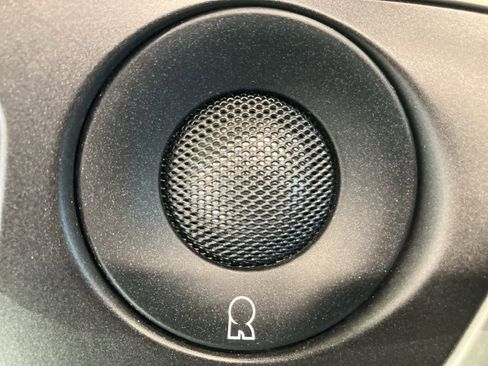 Used 2018 Lincoln MKZ Reserve w/ Climate Package image 17