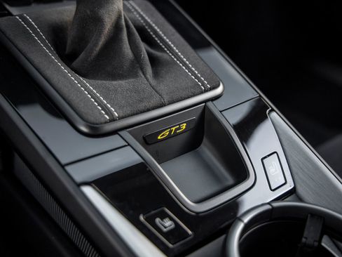 Certified 2024 Porsche 911 GT3 image 42