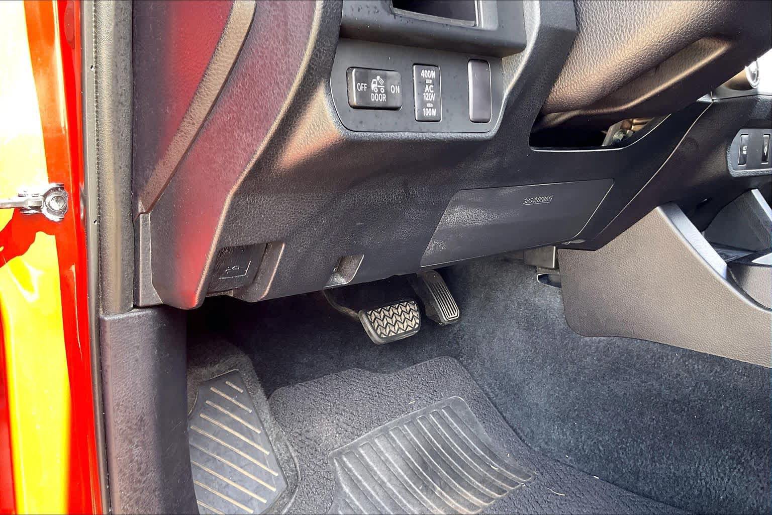 Used 2016 Toyota Tacoma TRD Sport w/ Towing Package RWD image 34