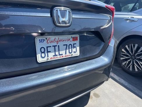 Used 2018 Honda Civic EX image 4