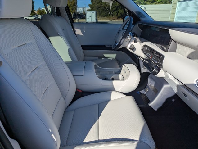Certified 2026 Hyundai Palisade Calligraphy FWD image 26
