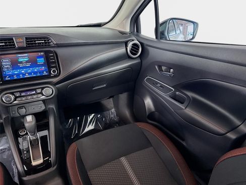Certified 2025 Nissan Versa SR FWD image 23