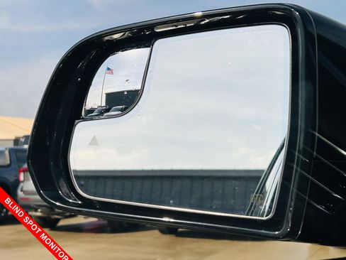 Used 2023 Jeep Wagoneer Series II image 11