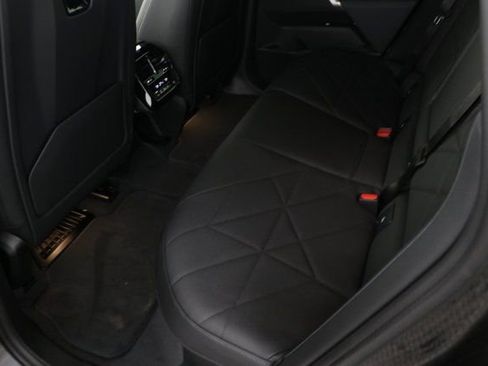Used 2025 BMW iX xDrive50 image 26