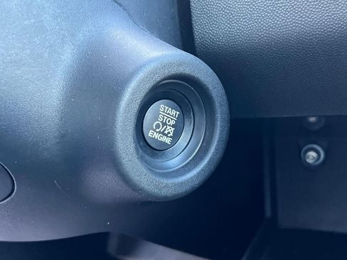 Used 2024 RAM ProMaster 2500 w/ Convenience Group image 22