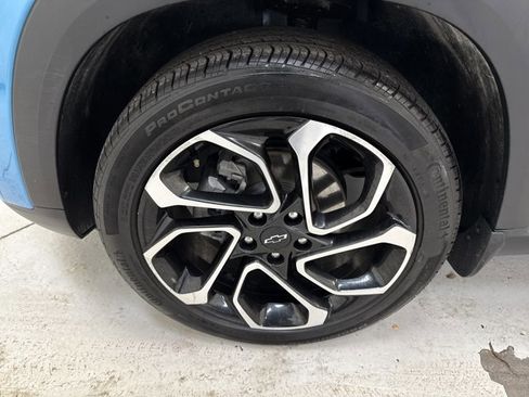 Used 2025 Chevrolet Trax RS w/ Driver Confidence Package image 29