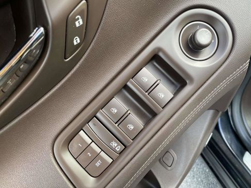 Used 2014 Buick LaCrosse Premium w/ Driver Confidence Package image 19