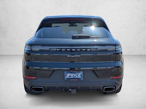 Used 2024 Porsche Cayenne AWD/4WD image 7