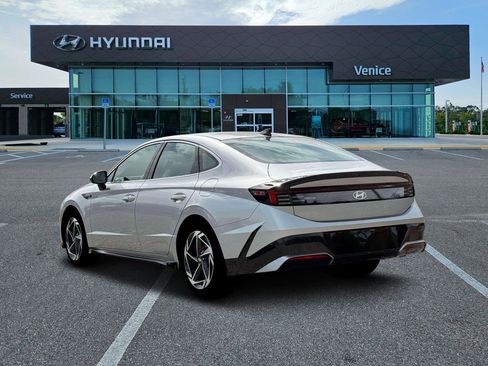 New 2026 Hyundai Sonata SEL FWD image 5