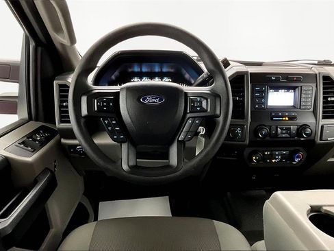 Used 2020 Ford F350 XL w/ Power Equipment Group image 9