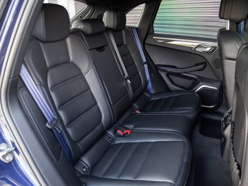 Certified 2026 Porsche Macan GTS AWD/4WD image 16