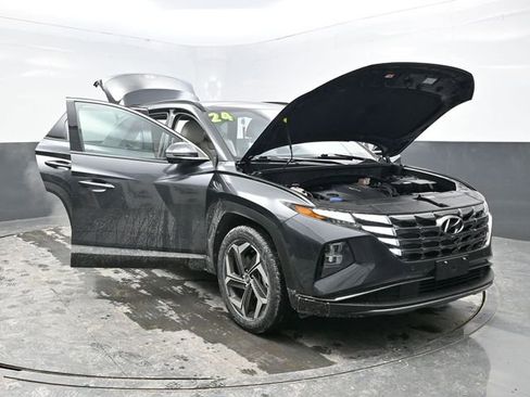 Used 2024 Hyundai Tucson Limited image 40