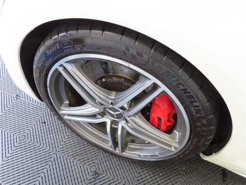 Used 2018 Mercedes-Benz AMG GT C image 7
