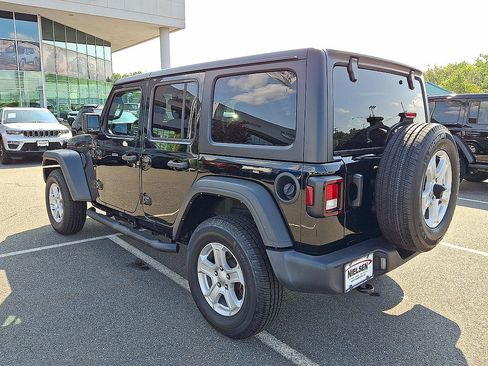 Used 2022 Jeep Wrangler Unlimited Sport AWD/4WD image 28