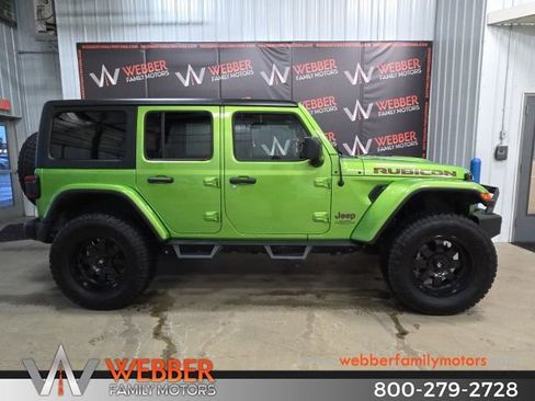 Used 2018 Jeep Wrangler Unlimited Rubicon image 2