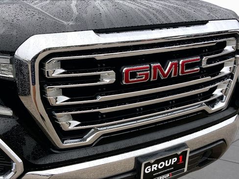 Used 2020 GMC Sierra 1500 SLT RWD image 29