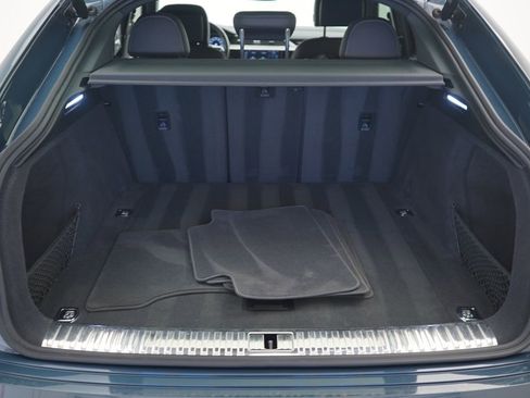 Used 2024 Audi Q8 e-tron Premium image 12