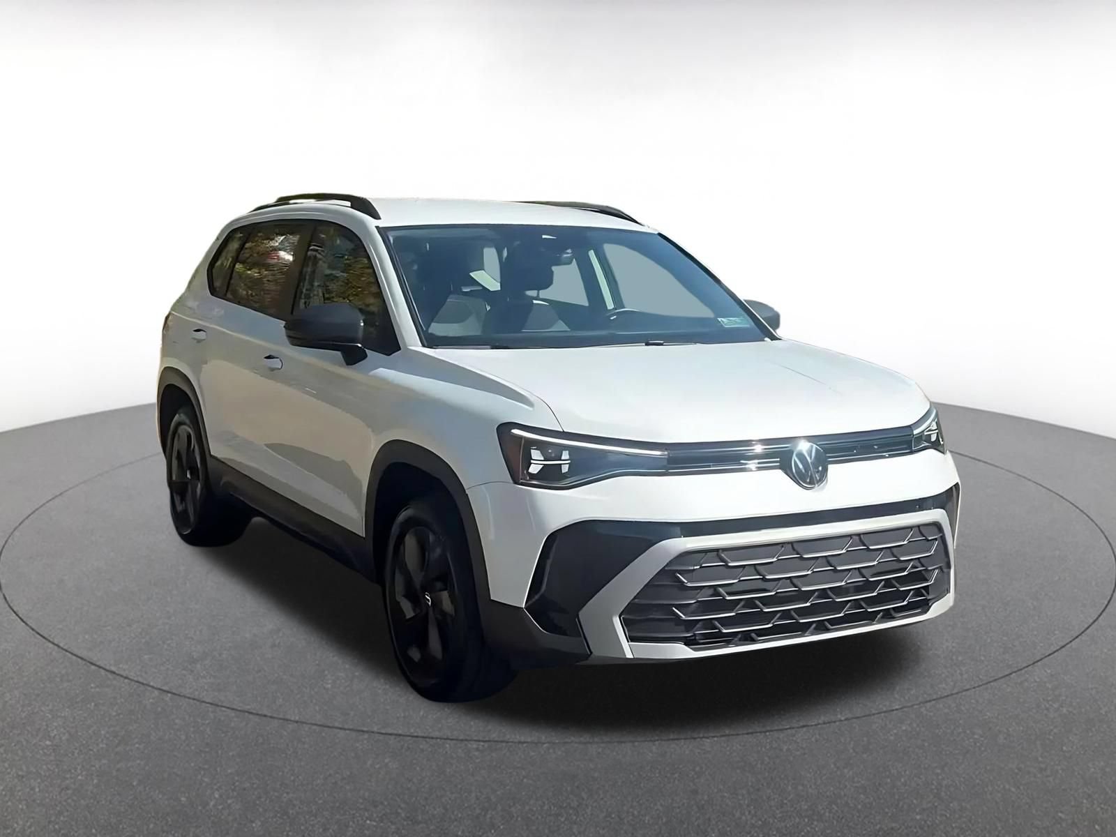 Used 2026 Volkswagen Taos S FWD image 3