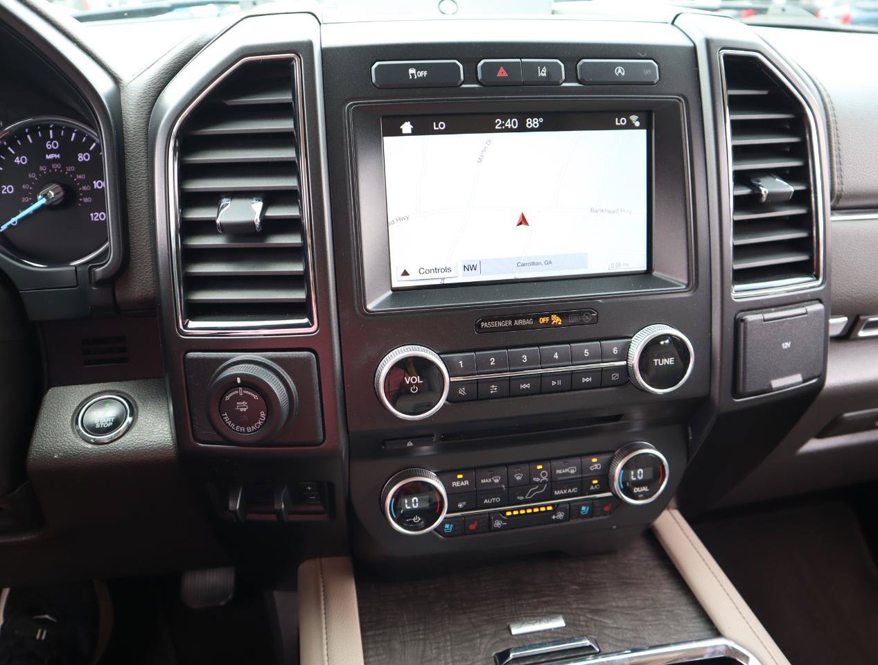 Used 2018 Ford Expedition Limited w/ Equipment Group 301A RWD image 51