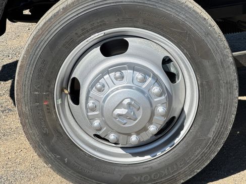 New 2026 RAM 5500 Tradesman w/ Chrome Appearance Group image 22