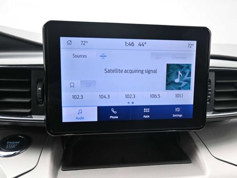 Used 2023 Ford Explorer XLT w/ Equipment Group 202A image 15