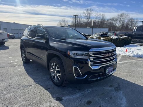 Used 2023 GMC Acadia SLT image 9