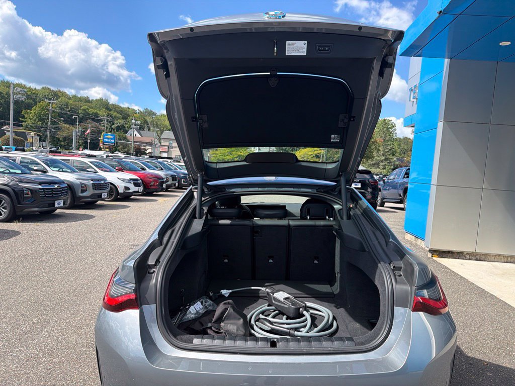 Used 2024 BMW i4 eDrive35 w/ Premium Package RWD image 12