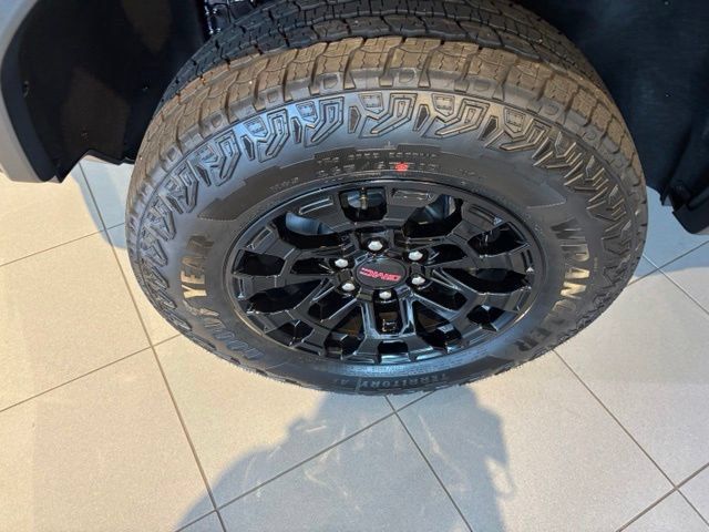 New 2026 GMC Canyon Elevation w/ Convenience Package AWD/4WD image 10