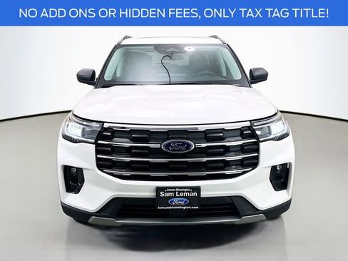 New 2026 Ford Explorer Active w/ Active Comfort Package image 2