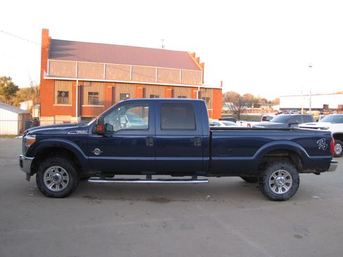 Used 2012 Ford F250 XLT image 2