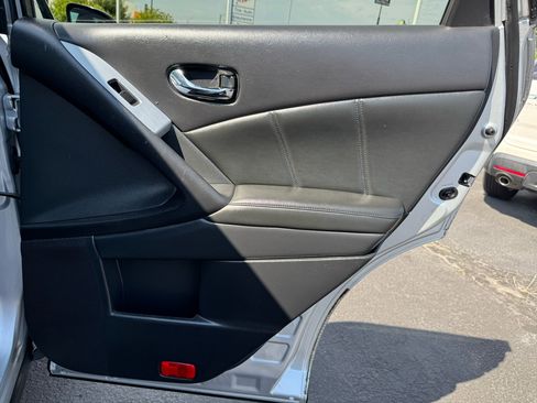 Used 2011 Nissan Murano SL image 21