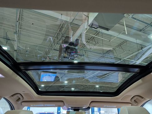 Used 2021 Acura RDX AWD w/ Advance Package image 16