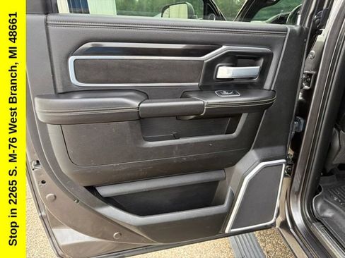 Used 2022 RAM 2500 Laramie AWD/4WD image 38