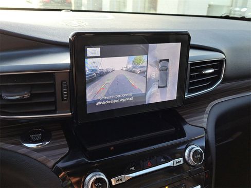 Certified 2022 Ford Explorer Limited w/ Equipment Group 301A image 21