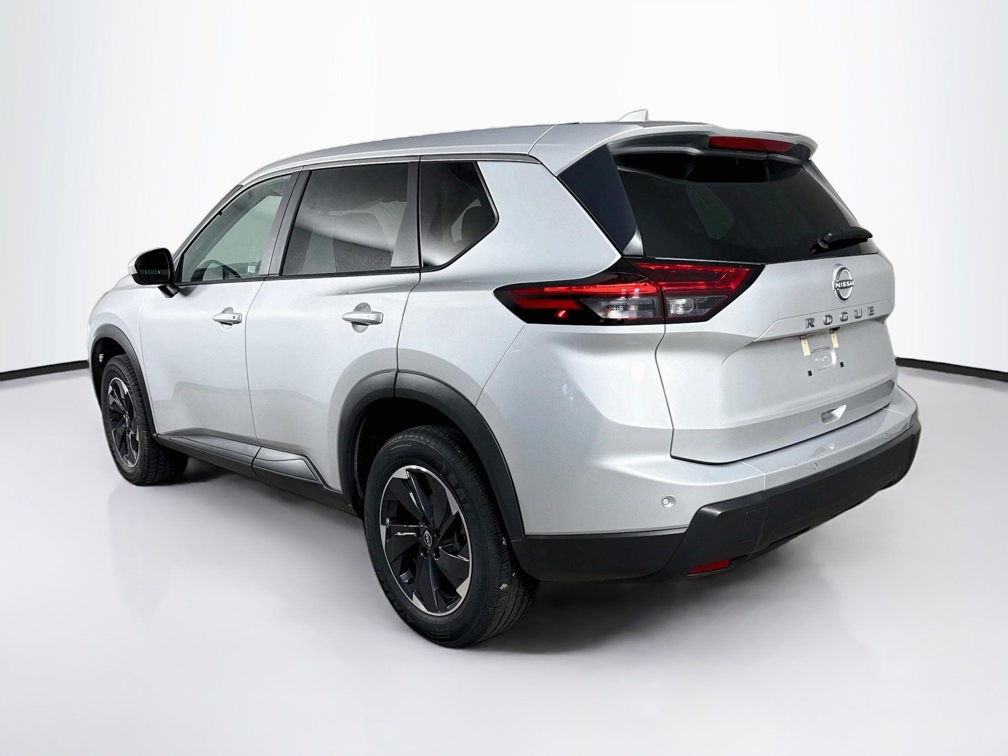 Used 2025 Nissan Rogue SV FWD image 28