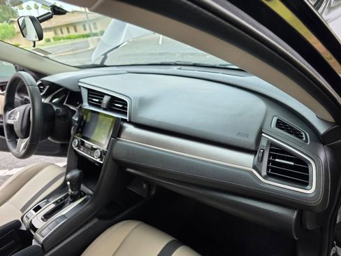 Used 2016 Honda Civic EX image 28