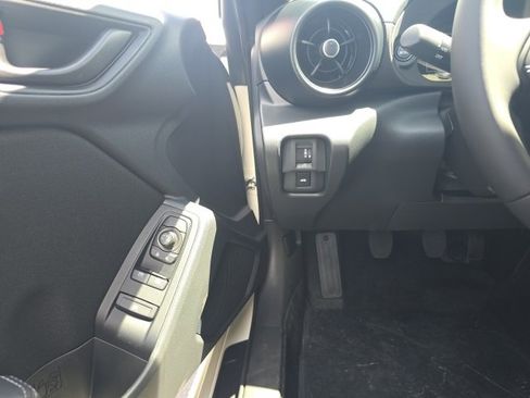 New 2025 Toyota GR86 image 15