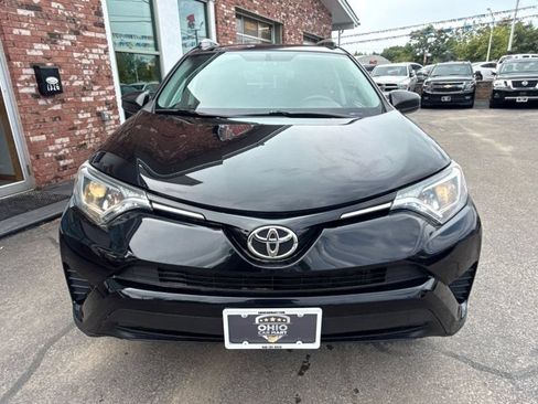 Used 2016 Toyota RAV4 LE AWD/4WD image 2