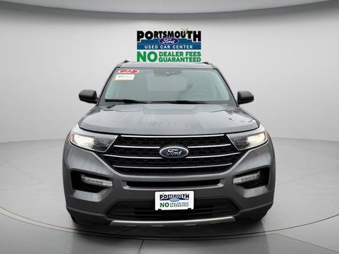 Used 2022 Ford Explorer XLT w/ Equipment Group 202A AWD/4WD image 9