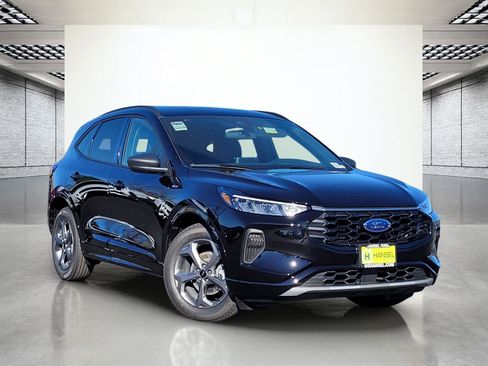 Used 2024 Ford Escape ST-Line w/ Equipment Group 301A image 3