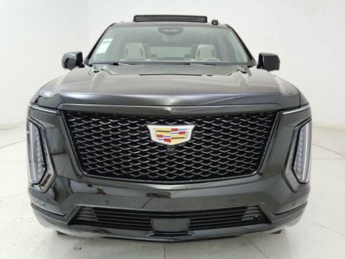 Used 2025 Cadillac Escalade Sport Platinum w/ LPO, Floor Liner Package image 2