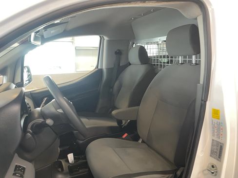 Used 2021 Nissan NV200 SV w/ Sliding Door Glass Package image 14